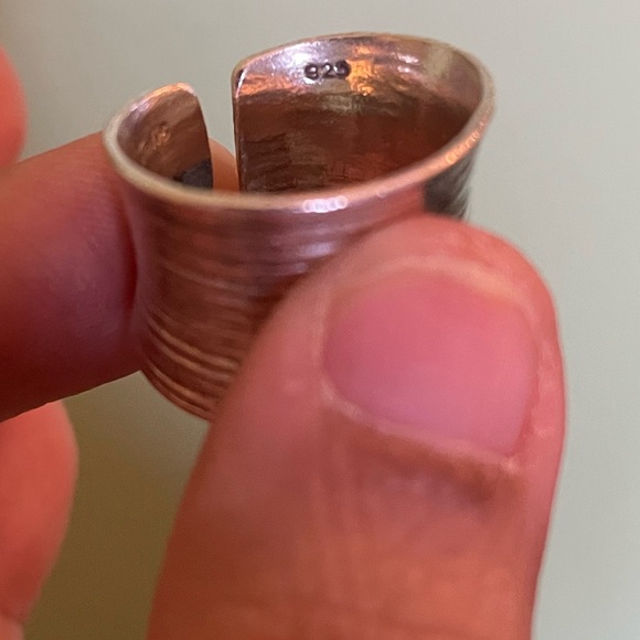 Sterling Silver Talis Cuff Ring stamped 925 - Picture 5 of 5
